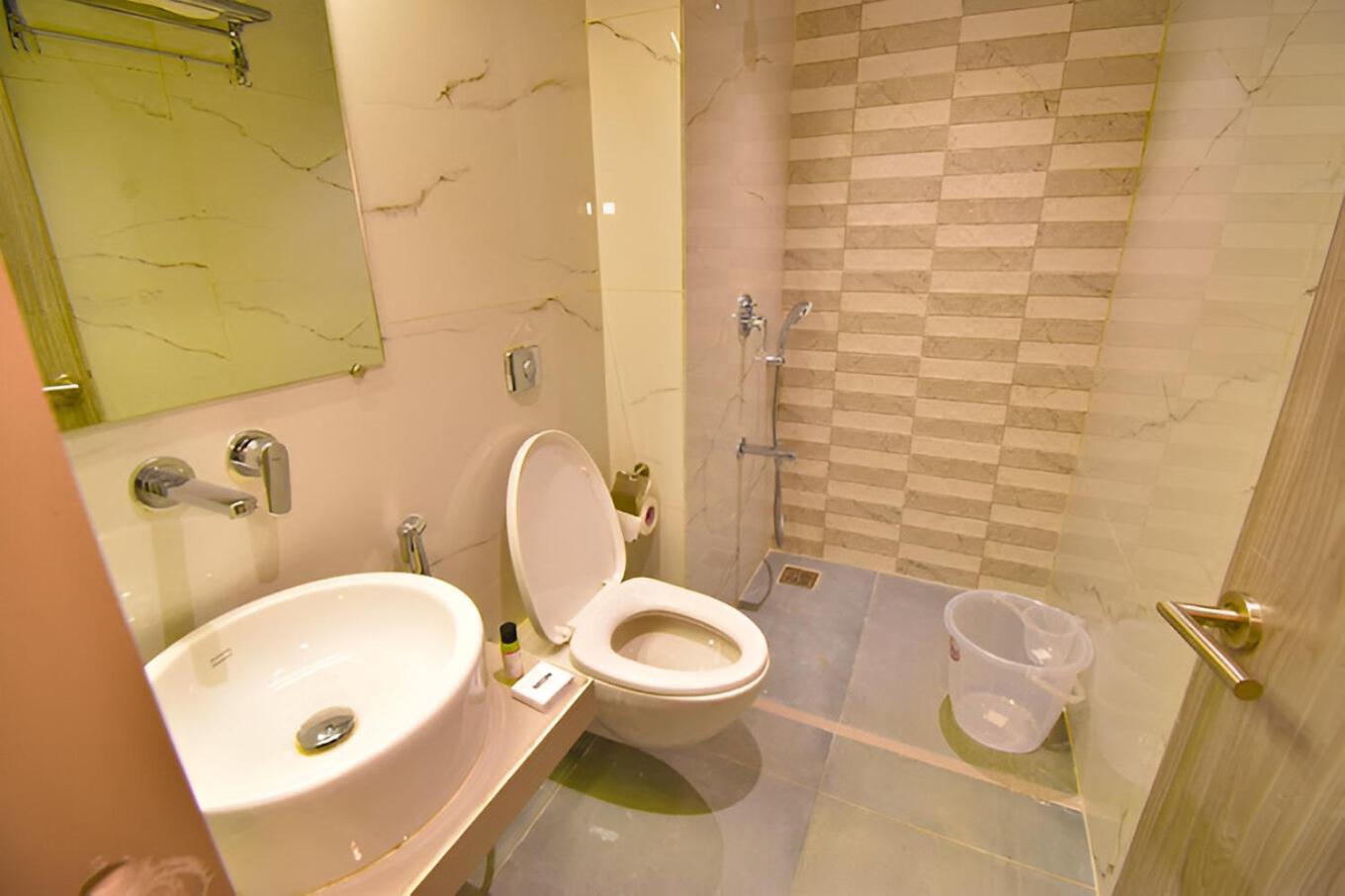 Glitz Hotels La Dahlia - Premium ثين المظهر الخارجي الصورة