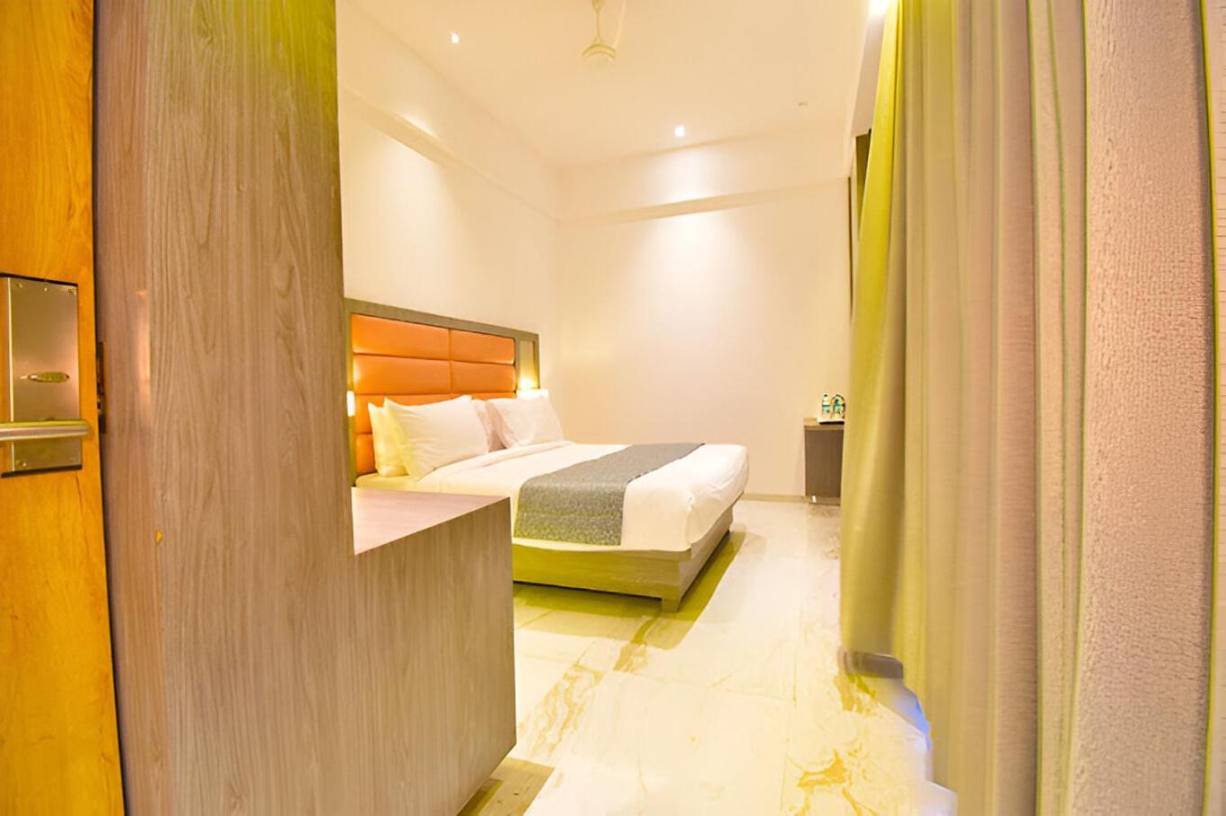 Glitz Hotels La Dahlia - Premium ثين المظهر الخارجي الصورة